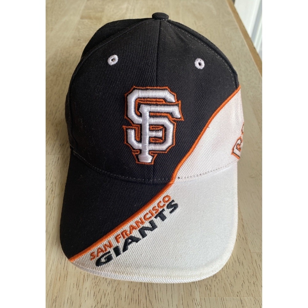 San Francisco Giants '47 Brand Black White Split Design Adj OS Genuine Merch